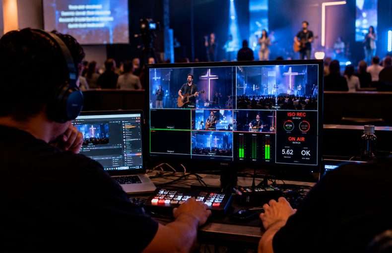 Cómo transmitir el culto en vivo